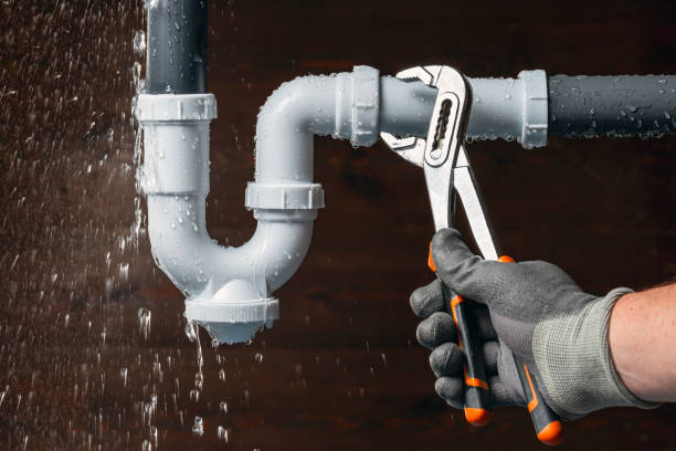 Professional Emergency Plumber technician working in Dupont, PA